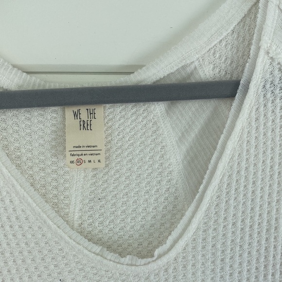 Free People | White Thermal Lightweight Long Sleeve | Size XS | Great Condition - Picture 3 of 5